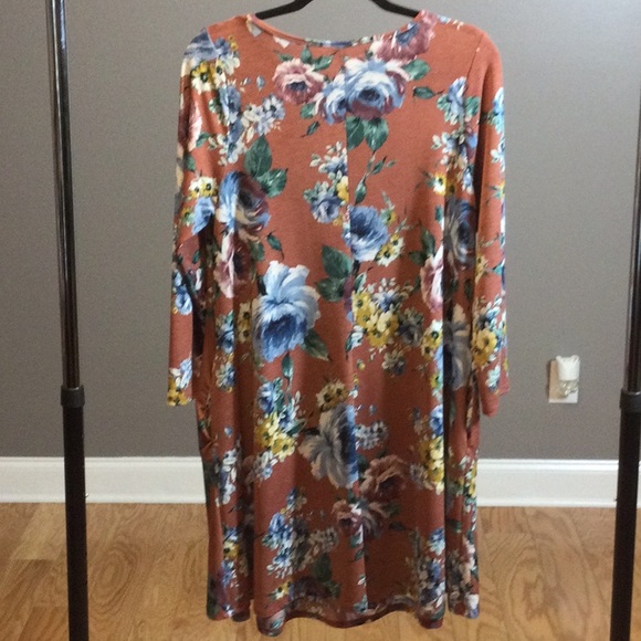 L Emerald terra cotta/brown florsl dress - Picture 2 of 13